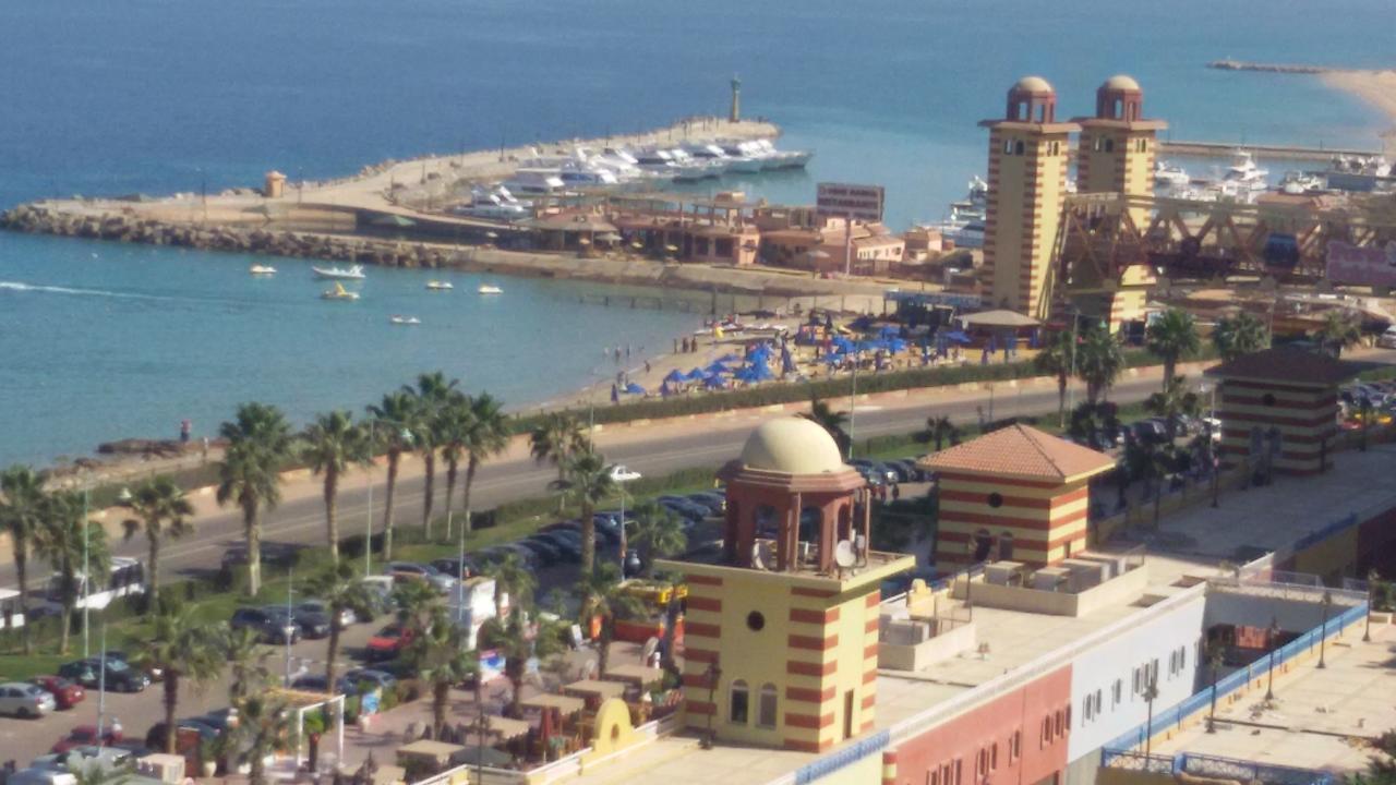 Porto Sokhna Pyramids Apartments With Sea View Families Only Ain Sukhna Extérieur photo